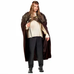 גלימת פרווה מפוארת ללוחם גלימת פרווה מפוארת ללוחם